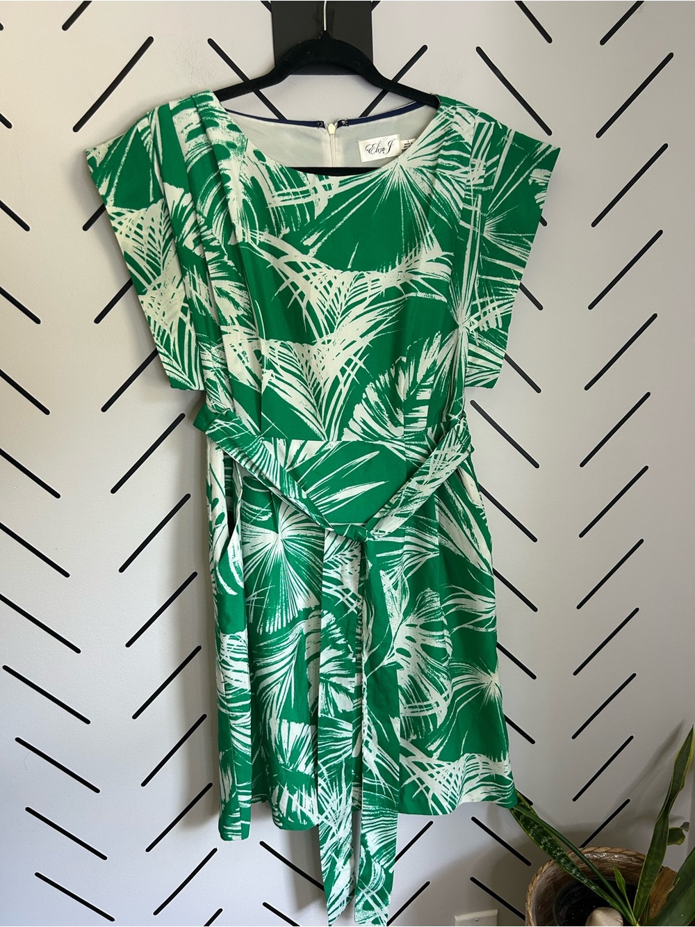 Eliza J. Leaf tropical print belted dress